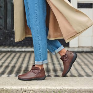 Hotter Murmur Leather Ankle Boot with Zip