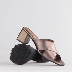 Froggie 12738 Crisscross Block Heel Mule Sandal